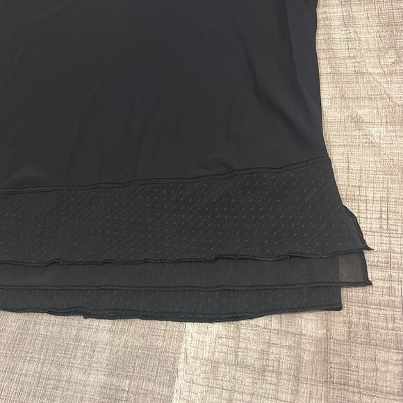 Lululemon Sole Training Short Sleeve - Picture 3 of 7